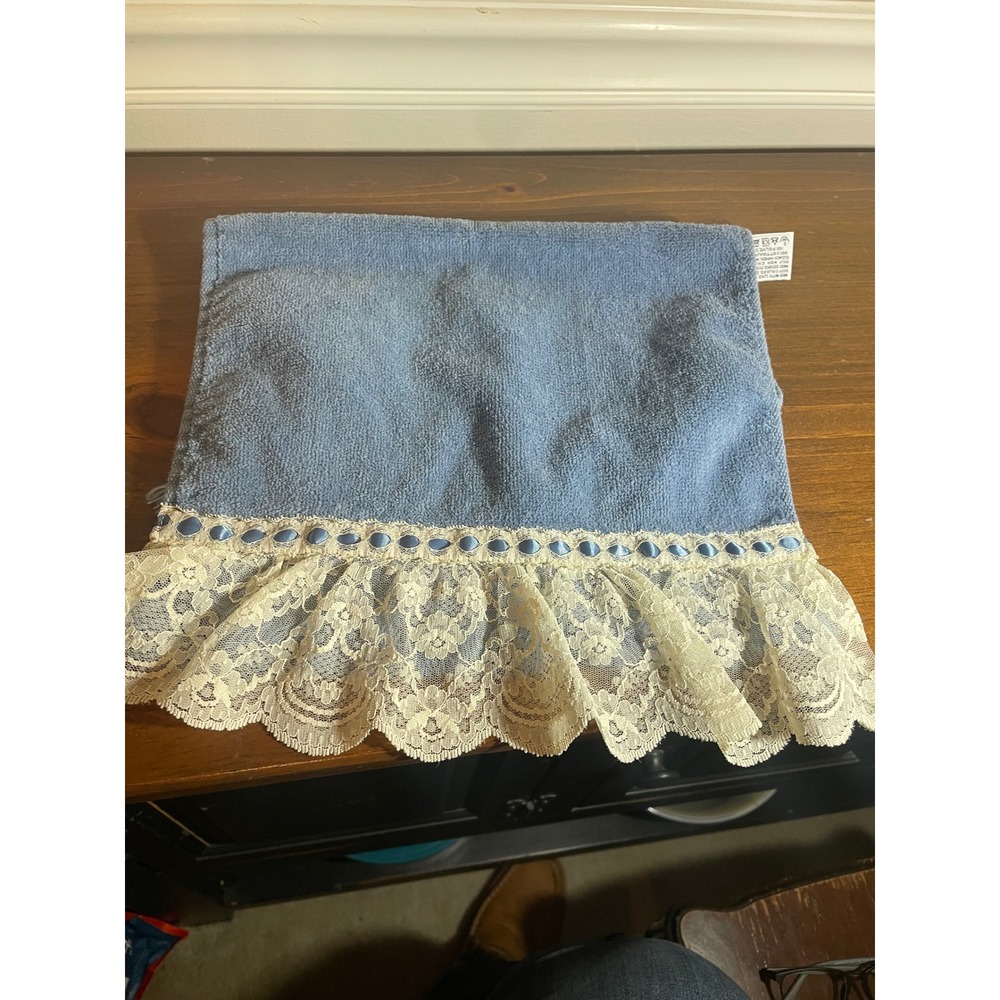 Vintage Fieldcrest Lustre Blue Cotton Hand Towel White Lace Ruffle Trim Fringe